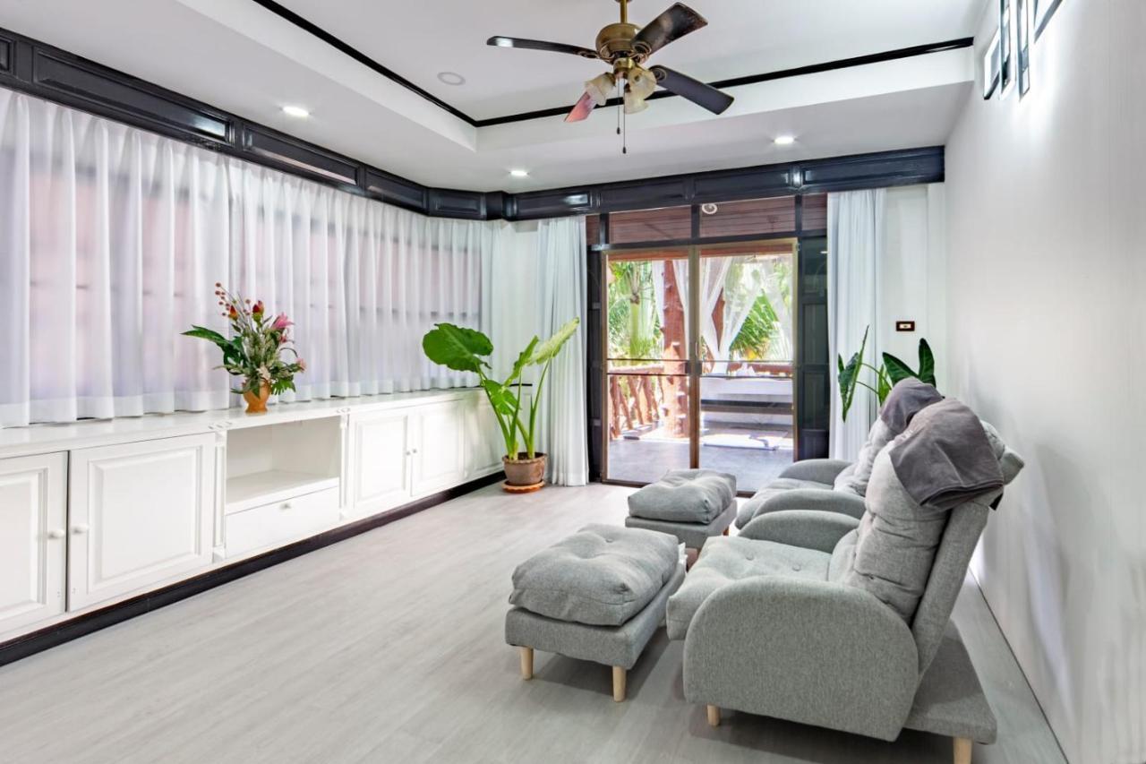 Villa Cologne​ @Nanai Villa Patong 외부 사진